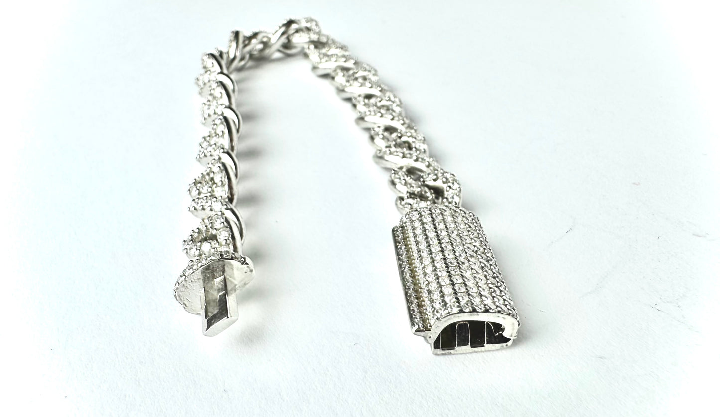 Infiniti Link Bracelet