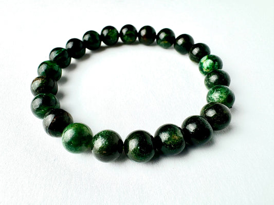 Emerald stone bracelet