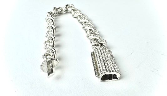 Infiniti Link Bracelet